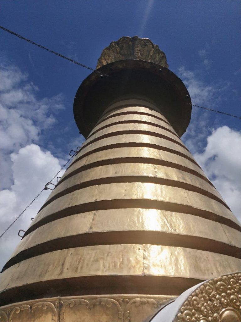 Golden stupa in Khamsum yulley namgyal chorten