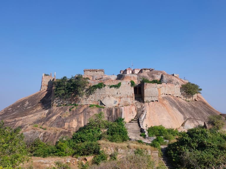 Gudibande fort view