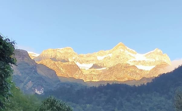 Mountain range in Lachen sikkim