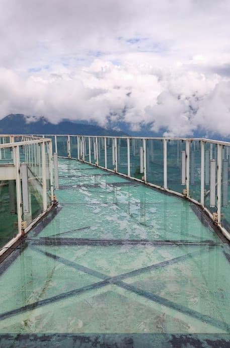 Skywalk in pelling